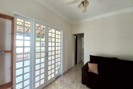 Sala de casa para alugar com 3 quartos, 480m² em Jardim Nova Europa, Campinas