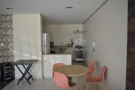 Apartamento para alugar com 56m², 2 quartos e 1 vagaÁrea comum - Salão de festas