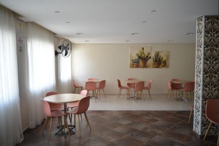 Apartamento para alugar com 56m², 2 quartos e 1 vagaÁrea comum - Salão de festas