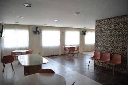 Apartamento para alugar com 56m², 2 quartos e 1 vagaÁrea comum - Salão de festas