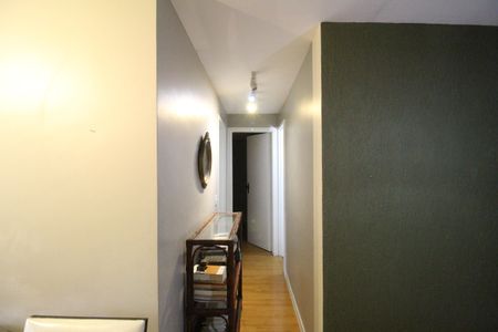 Apartamento à venda com 68m², 2 quartos e 1 vagaCorredor