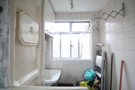 Apartamento à venda com 68m², 2 quartos e 1 vagaÁrea de serviço