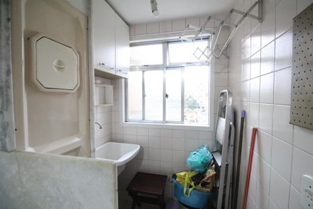 Apartamento à venda com 68m², 2 quartos e 1 vagaÁrea de serviço