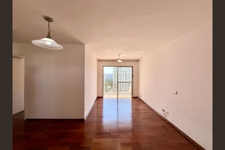 Sala de apartamento para alugar com 3 quartos, 73m² em Santo Amaro, São Paulo