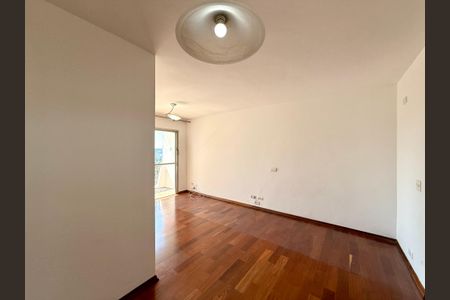 Sala de apartamento para alugar com 3 quartos, 73m² em Santo Amaro, São Paulo