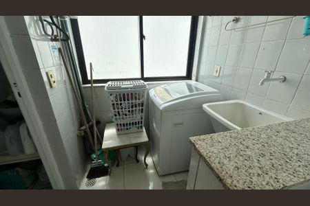 Apartamento à venda com 102m², 2 quartos e 1 vagaÁrea de Serviço