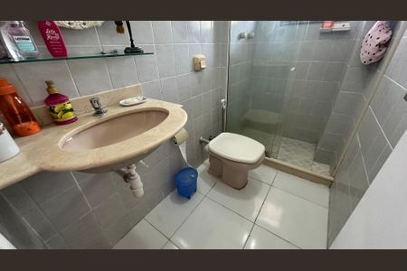 Apartamento à venda com 102m², 2 quartos e 1 vagaBanheiro da Suíte