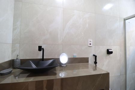 Casa para alugar com 180m², 4 quartos e 4 vagasBanheiro do Quarto 2