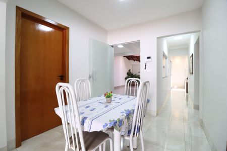 Casa para alugar com 180m², 4 quartos e 4 vagasSala de Jantar