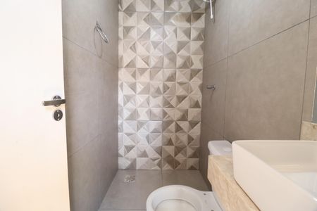 Casa para alugar com 180m², 4 quartos e 4 vagasBanheiro de Serviço