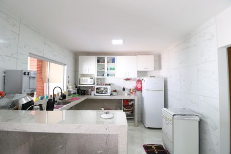 Casa para alugar com 180m², 4 quartos e 4 vagasCozinha