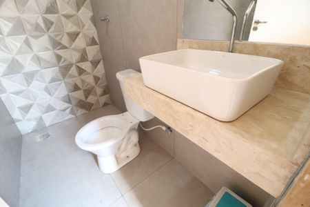 Casa para alugar com 180m², 4 quartos e 4 vagasBanheiro de Serviço