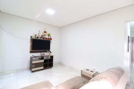 Sala de casa para alugar com 4 quartos, 180m² em Jardim das Palmeiras, Uberlândia