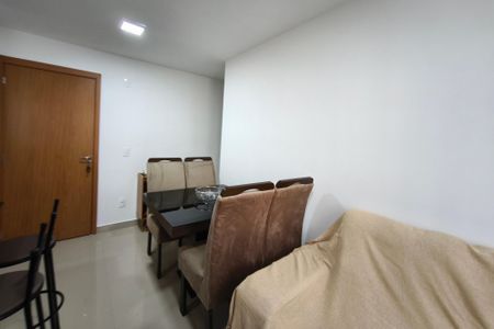 Sala de apartamento para alugar com 2 quartos, 65m² em Parque Industrial, Campinas