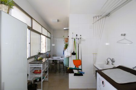 Apartamento à venda com 100m², 3 quartos e 2 vagasÁrea de Serviço