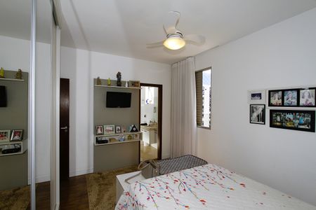 Apartamento à venda com 100m², 3 quartos e 2 vagasSuíte