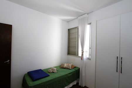 Apartamento à venda com 100m², 3 quartos e 2 vagasQuarto 1