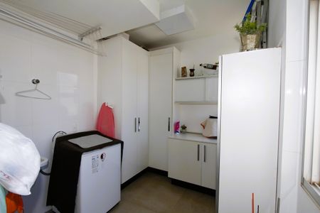 Apartamento à venda com 100m², 3 quartos e 2 vagasÁrea de Serviço