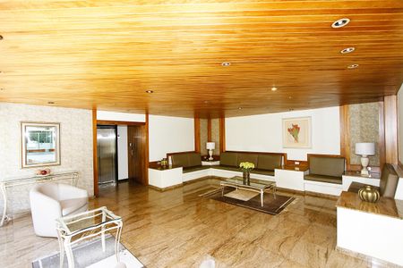 Apartamento à venda com 100m², 3 quartos e 2 vagasHall de entrada