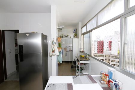Apartamento à venda com 100m², 3 quartos e 2 vagasCozinha