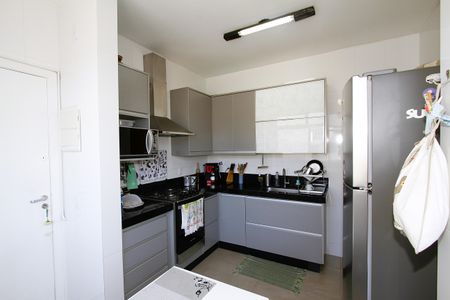 Apartamento à venda com 100m², 3 quartos e 2 vagasCozinha