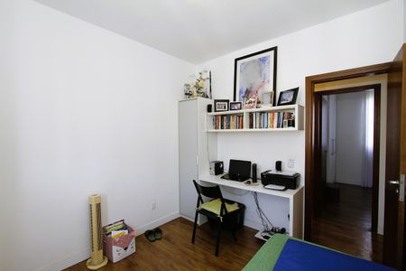 Apartamento à venda com 100m², 3 quartos e 2 vagasQuarto 1