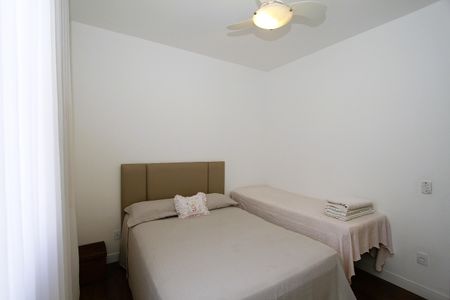 Apartamento à venda com 100m², 3 quartos e 2 vagasQuarto 2