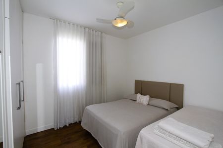 Apartamento à venda com 100m², 3 quartos e 2 vagasQuarto 2