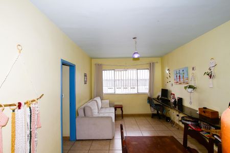 Sala de apartamento à venda com 3 quartos, 90m² em Carlos Prates, Belo Horizonte