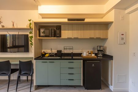Studio  de kitnet/studio para alugar com 1 quarto, 21m² em Indianópolis, São Paulo