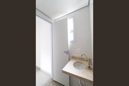 Apartamento à venda com 49m², 2 quartos e sem vaga Apartamento à venda com 49m², 2 quartos e sem vagaBanheiro Social