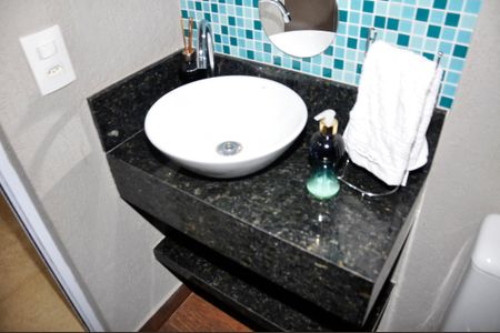 Casa à venda com 187m², 3 quartos e 4 vagasLavabo