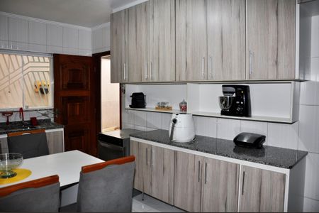 Casa à venda com 187m², 3 quartos e 4 vagasCozinha