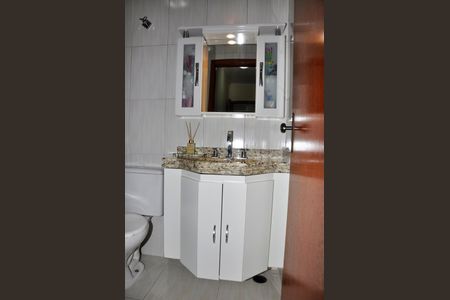 Casa à venda com 187m², 3 quartos e 4 vagasBanheiro da Suíte