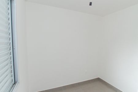 Quarto 2 de apartamento à venda com 2 quartos, 40m² em Jardim Japao, São Paulo