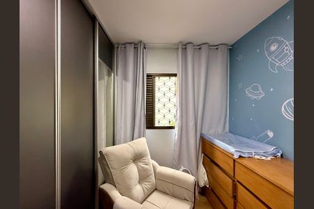 Casa à venda com 100m², 4 quartos e 2 vagas Casa à venda com 100m², 4 quartos e 2 vagasQuarto 2