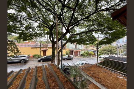 Casa à venda com 100m², 4 quartos e 2 vagas