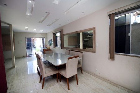 Sala de Jantar de casa para alugar com 4 quartos, 600m² em Vigário Geral, Rio de Janeiro