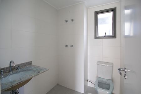 Apartamento à venda com 113m², 3 quartos e 2 vagasBanheiro da Suíte