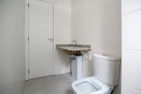 Apartamento à venda com 113m², 3 quartos e 2 vagasBanheiro da Suíte
