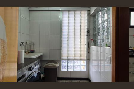 Apartamento à venda com 106m², 3 quartos e 2 vagas Apartamento à venda com 106m², 3 quartos e 2 vagasÁrea de Serviço