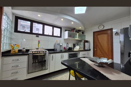 Apartamento à venda com 106m², 3 quartos e 2 vagas Apartamento à venda com 106m², 3 quartos e 2 vagasCozinha
