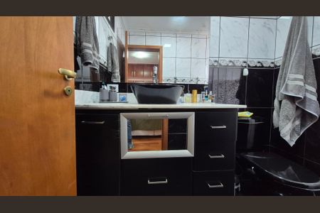 Apartamento à venda com 106m², 3 quartos e 2 vagas Apartamento à venda com 106m², 3 quartos e 2 vagasBanheiro da Suíte