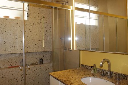 Apartamento à venda com 129m², 2 quartos e sem vagaBanheiro Social