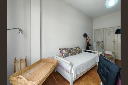 Apartamento à venda com 150m², 3 quartos e 1 vaga Apartamento à venda com 150m², 3 quartos e 1 vagaQuarto 2