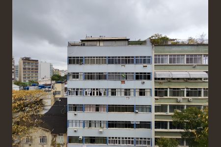 Apartamento à venda com 150m², 3 quartos e 1 vaga Apartamento à venda com 150m², 3 quartos e 1 vagaVista do Quarto 2