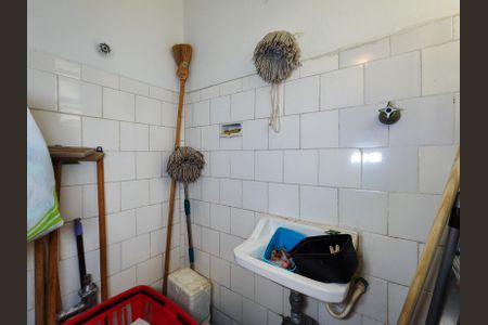 Apartamento à venda com 150m², 3 quartos e 1 vaga Apartamento à venda com 150m², 3 quartos e 1 vagaBanheiro de serviço