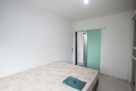 Quarto 1 de apartamento para alugar com 2 quartos, 48m² em Freguesia (jacarepaguá), Rio de Janeiro
