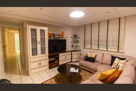 Sala 2 de apartamento para alugar com 3 quartos, 334m² em Icaraí, Niterói