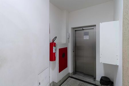 Apartamento à venda com 133m², 2 quartos e 2 vagas Apartamento à venda com 133m², 2 quartos e 2 vagasEntrada